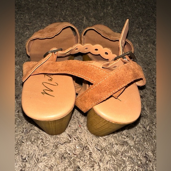 Matisse Platform Sandals. - Picture 3 of 3